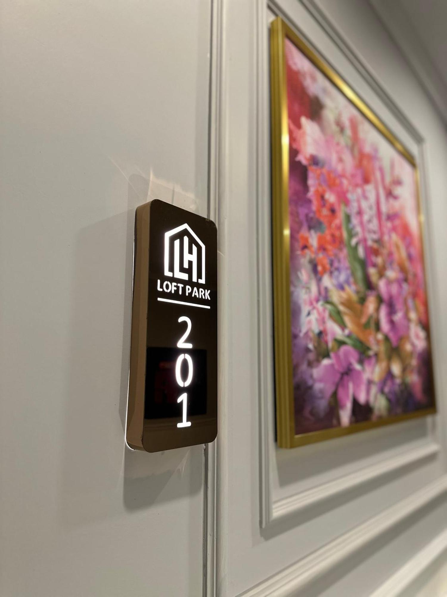 Park Hotel & Private Transportation Istanbul Airport-By Loft Arnavutkoy Exterior foto